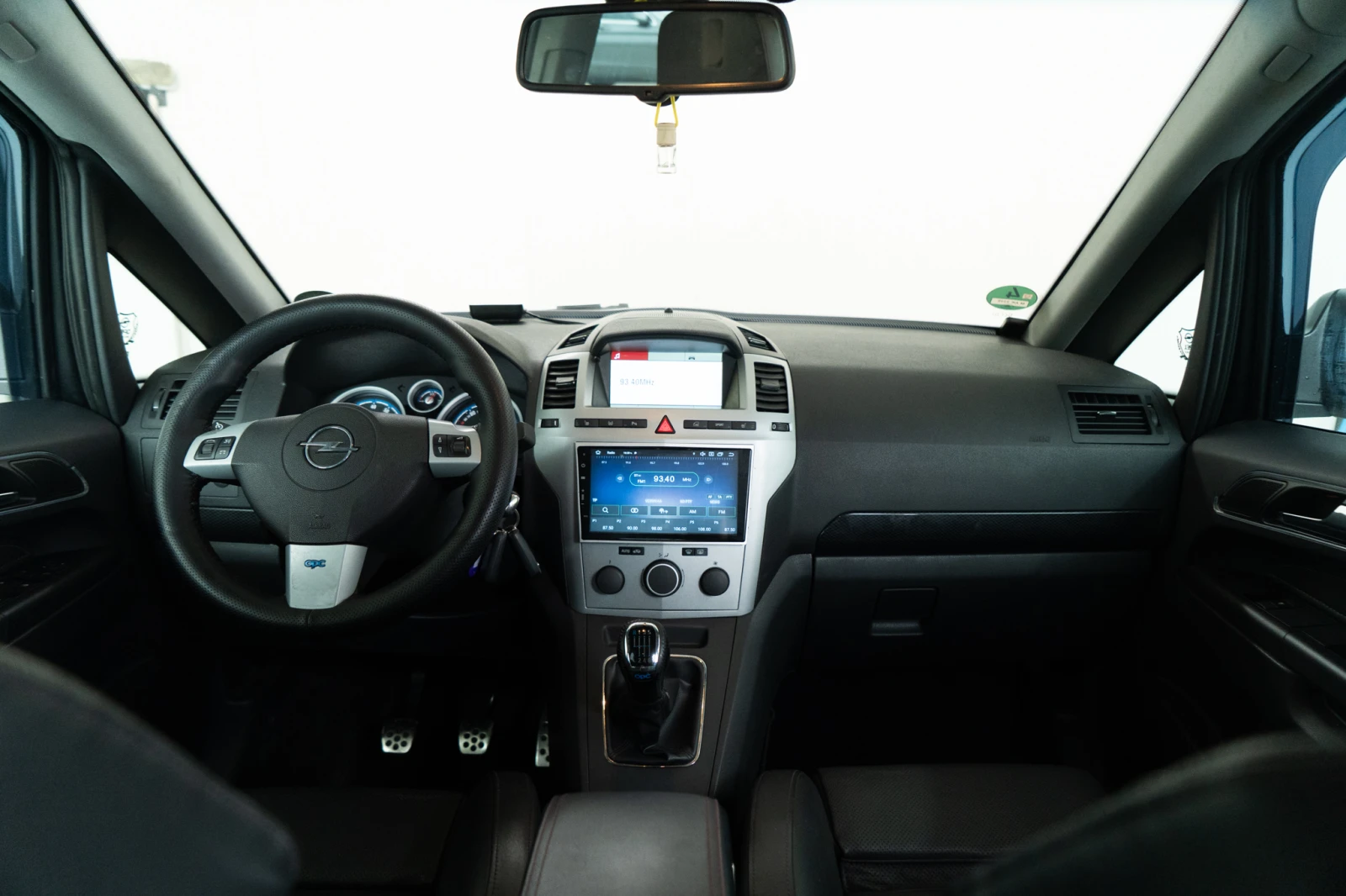 Opel Zafira OPC = 2.0 TURBO = 240HP = FULL = ЛИЗИНГ = ГАРАНЦИЯ, снимка 11 - Автомобили и джипове - 56048892