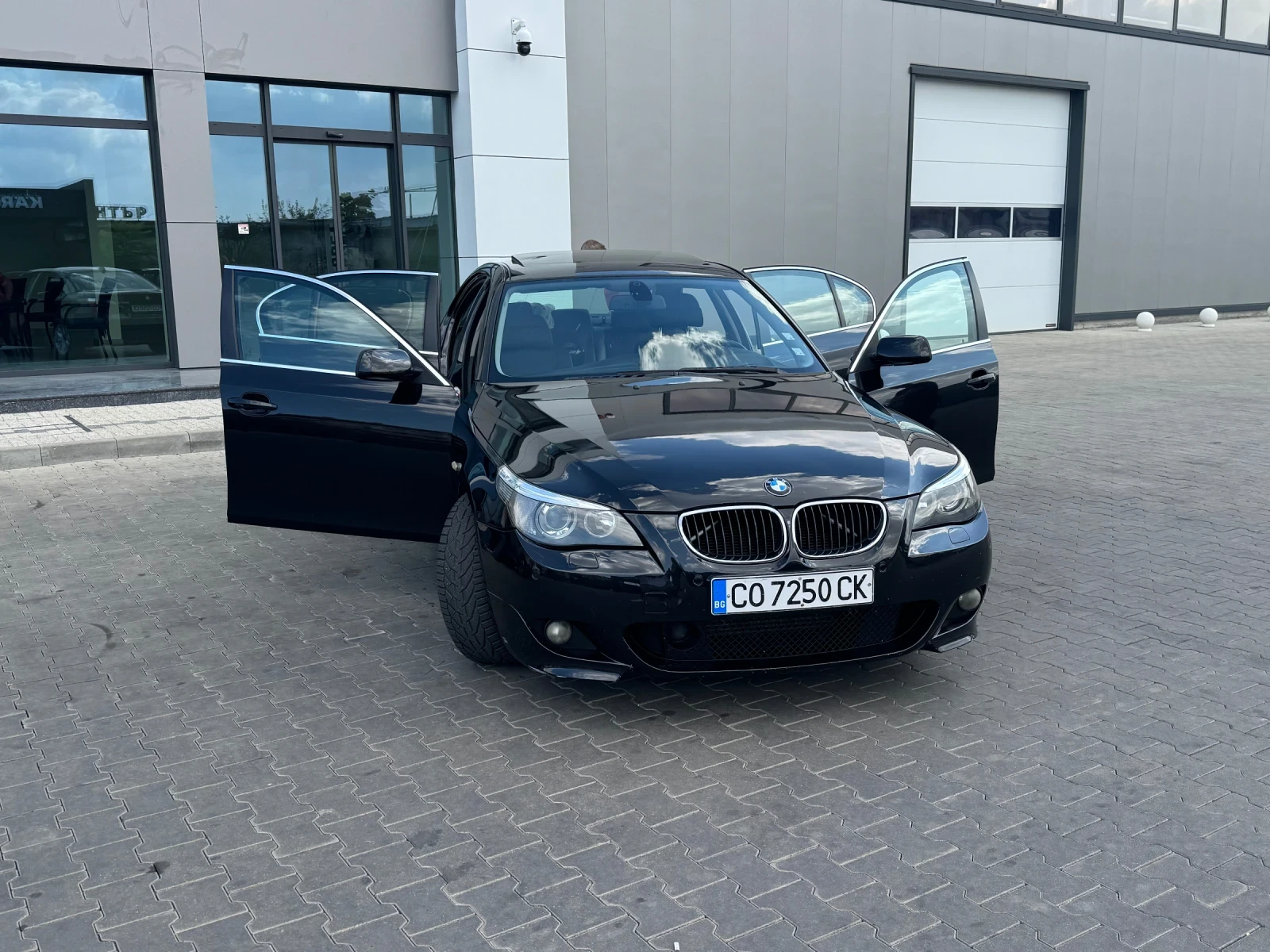 BMW 530