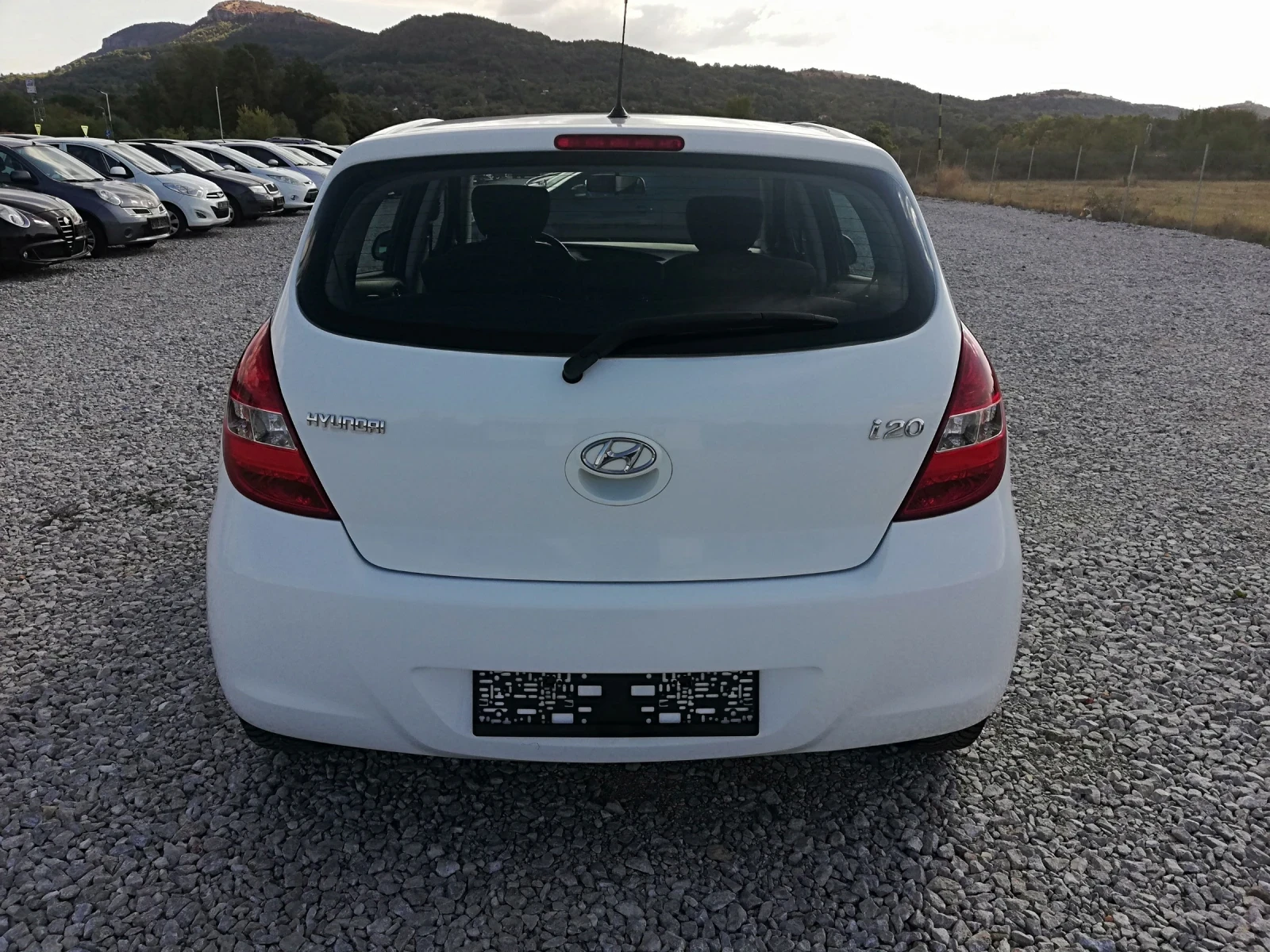 Hyundai I20 1.25i kli italia, снимка 5 - Автомобили и джипове - 56252220