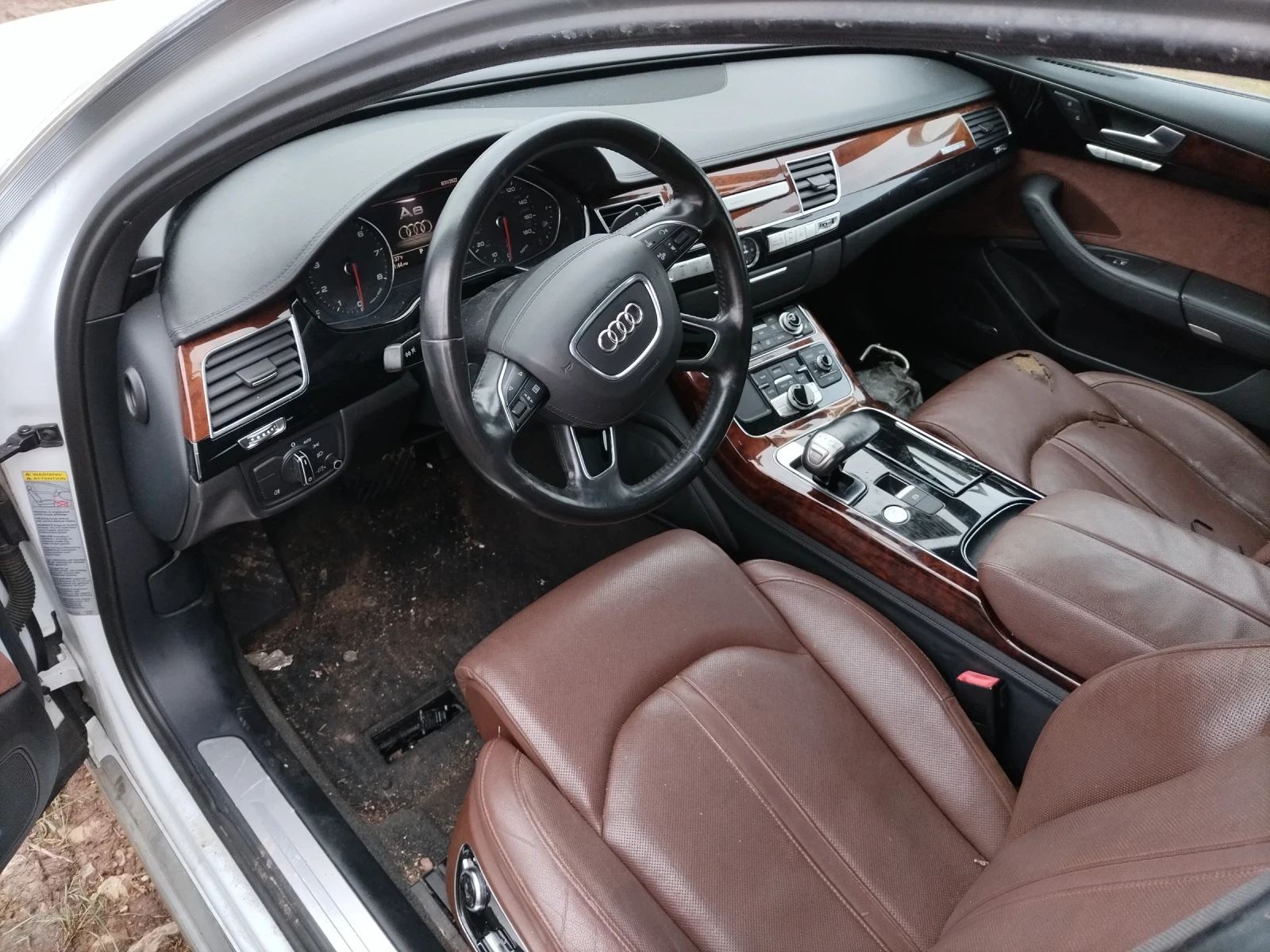 Audi A8, снимка 6 - Автомобили и джипове - 56420483