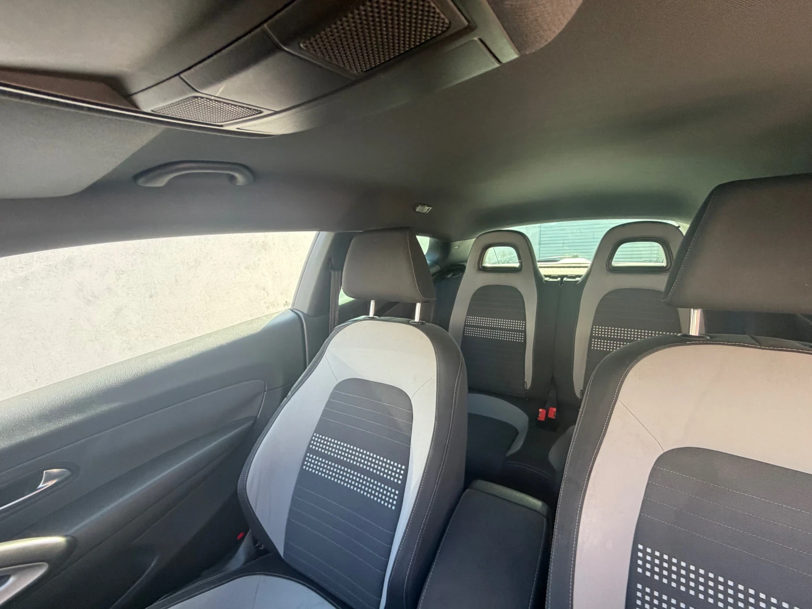 VW Scirocco 2.0 TDI , LIFE , �������� ������� | Mobile.bg � ����������� 7