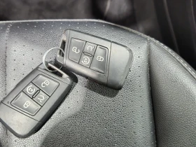 VW Tiguan COMFORTLINE R-LINE BLACK EDITION / Carfax / , снимка 8