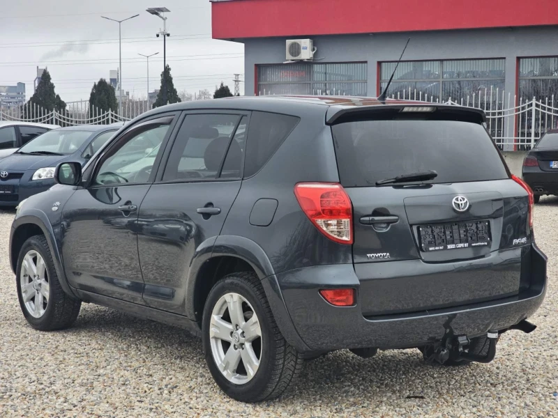 Toyota Rav4 2.2D-CAT/177к.с./EXCLUSIVE/CROSSOVER/KEYLESS GO, снимка 4 - Автомобили и джипове - 48657552