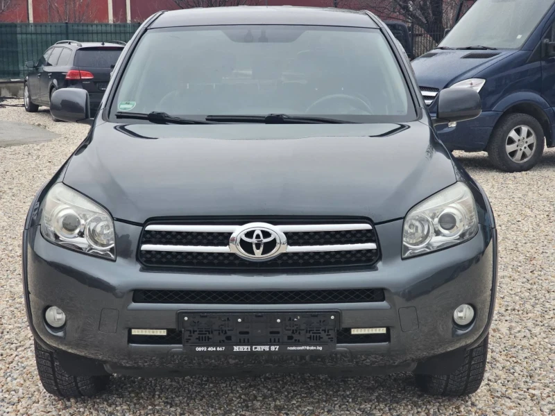 Toyota Rav4 2.2D-CAT/177к.с./EXCLUSIVE/CROSSOVER/KEYLESS GO, снимка 2 - Автомобили и джипове - 48657552