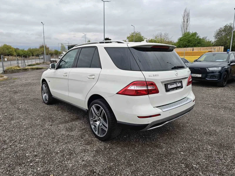 Mercedes-Benz ML 350 EXCLUSIVE AMG, снимка 7 - Автомобили и джипове - 50748267