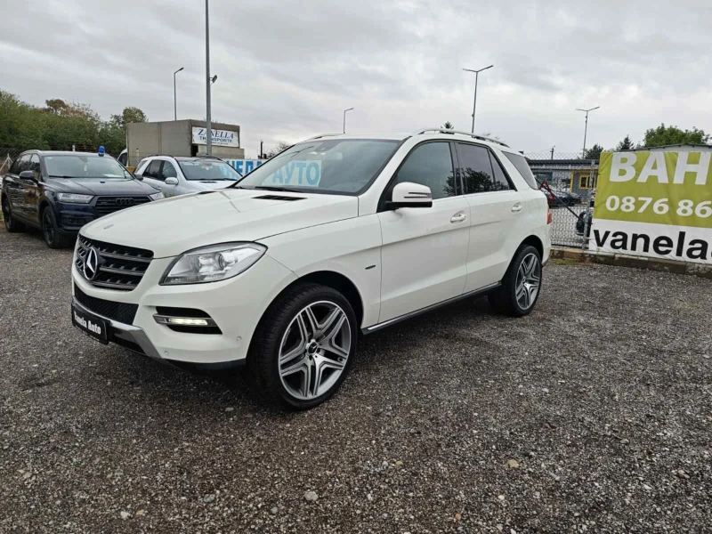 Mercedes-Benz ML 350 EXCLUSIVE AMG, снимка 2 - Автомобили и джипове - 50748267