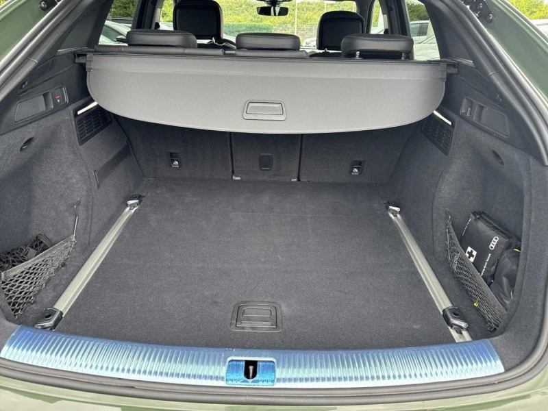 Audi SQ5 3.0TDI* MEMORY* DISTR* CARBON* PANO* MATRIX* , снимка 13 - Автомобили и джипове - 52087423