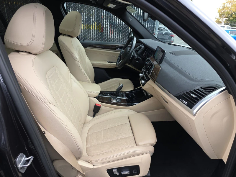 BMW X3 M40I* ДИГИТАЛНО* ТАБЛО* ДИСТРОНИК* 360КАМЕРА* МАСА, снимка 11 - Автомобили и джипове - 52835529