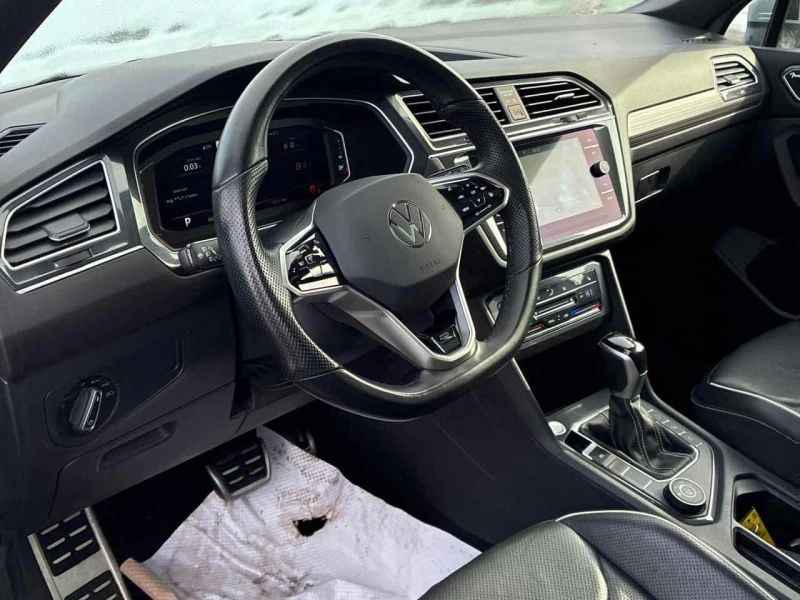 VW Tiguan * Highline R Line * CARFAX * ЦЕНА ДО БГ, снимка 5 - Автомобили и джипове - 53537816