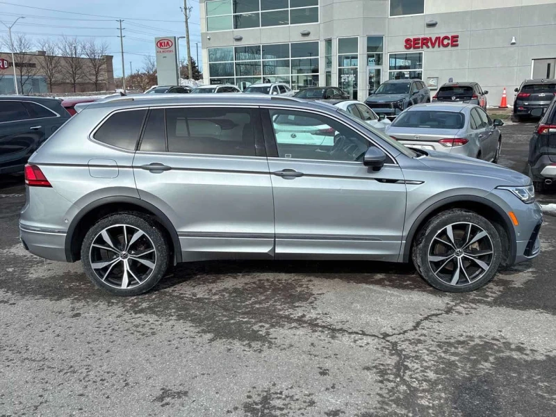 VW Tiguan * Highline R Line * CARFAX * ЦЕНА ДО БГ, снимка 3 - Автомобили и джипове - 53537816