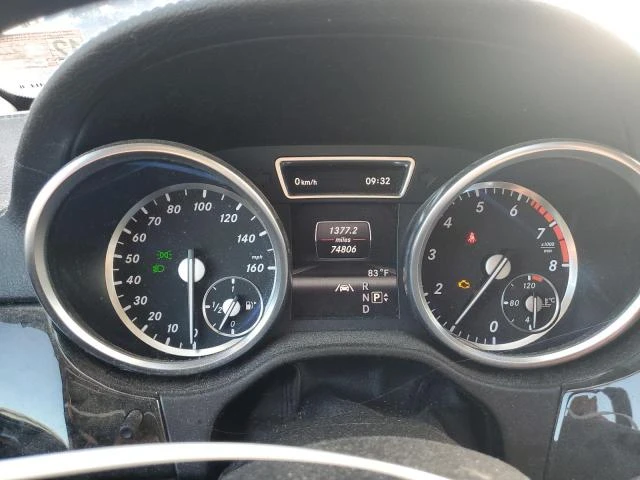 Mercedes-Benz GL 550 4MATIC* AMG Pack* HARMAN/KARDON* ПОДГРЕВ, снимка 9 - Автомобили и джипове - 53278100