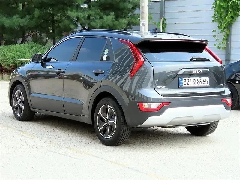 Kia Niro, снимка 3 - Автомобили и джипове - 56719802