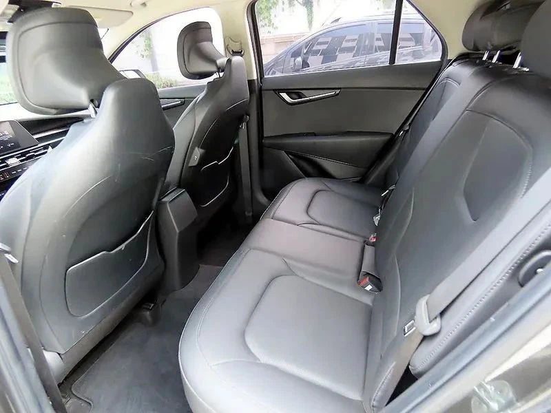 Kia Niro, снимка 6 - Автомобили и джипове - 56719802