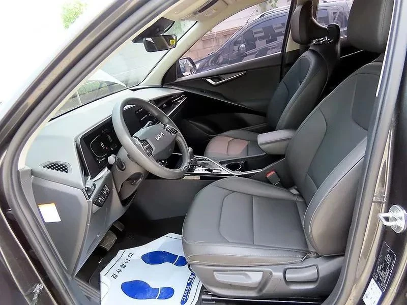 Kia Niro, снимка 5 - Автомобили и джипове - 56719802