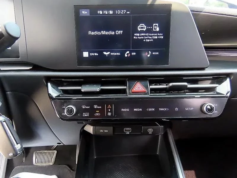 Kia Niro, снимка 13 - Автомобили и джипове - 56719802