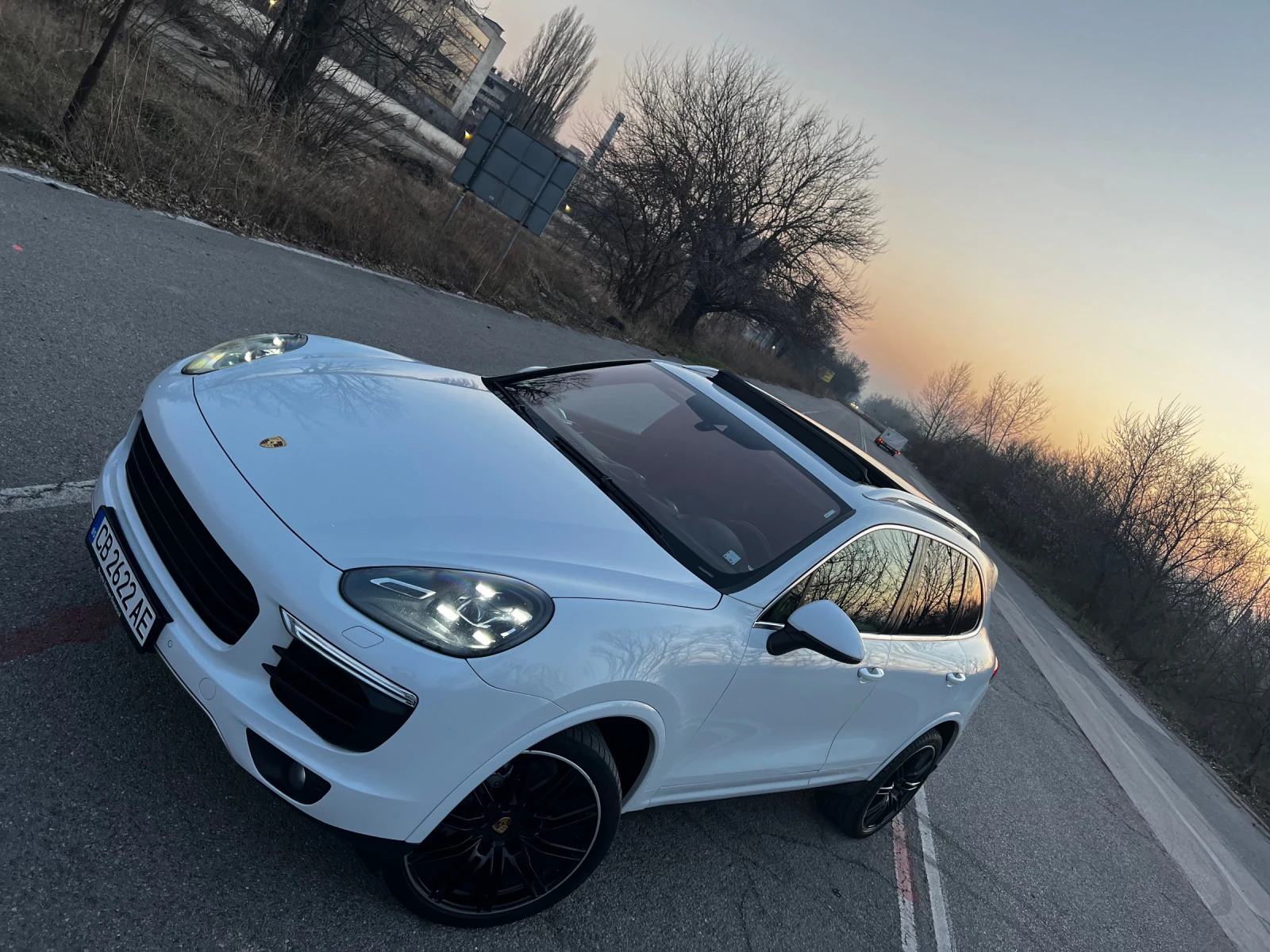 Porsche Cayenne * S* BiTurbo* V8* PDK* Chrono* FullXtras* 1-собств - изображение 2