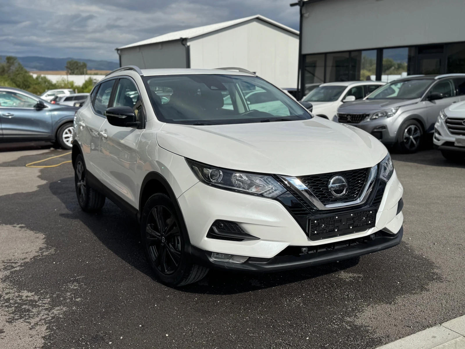 Nissan Qashqai 1.3i 90000km - изображение 3