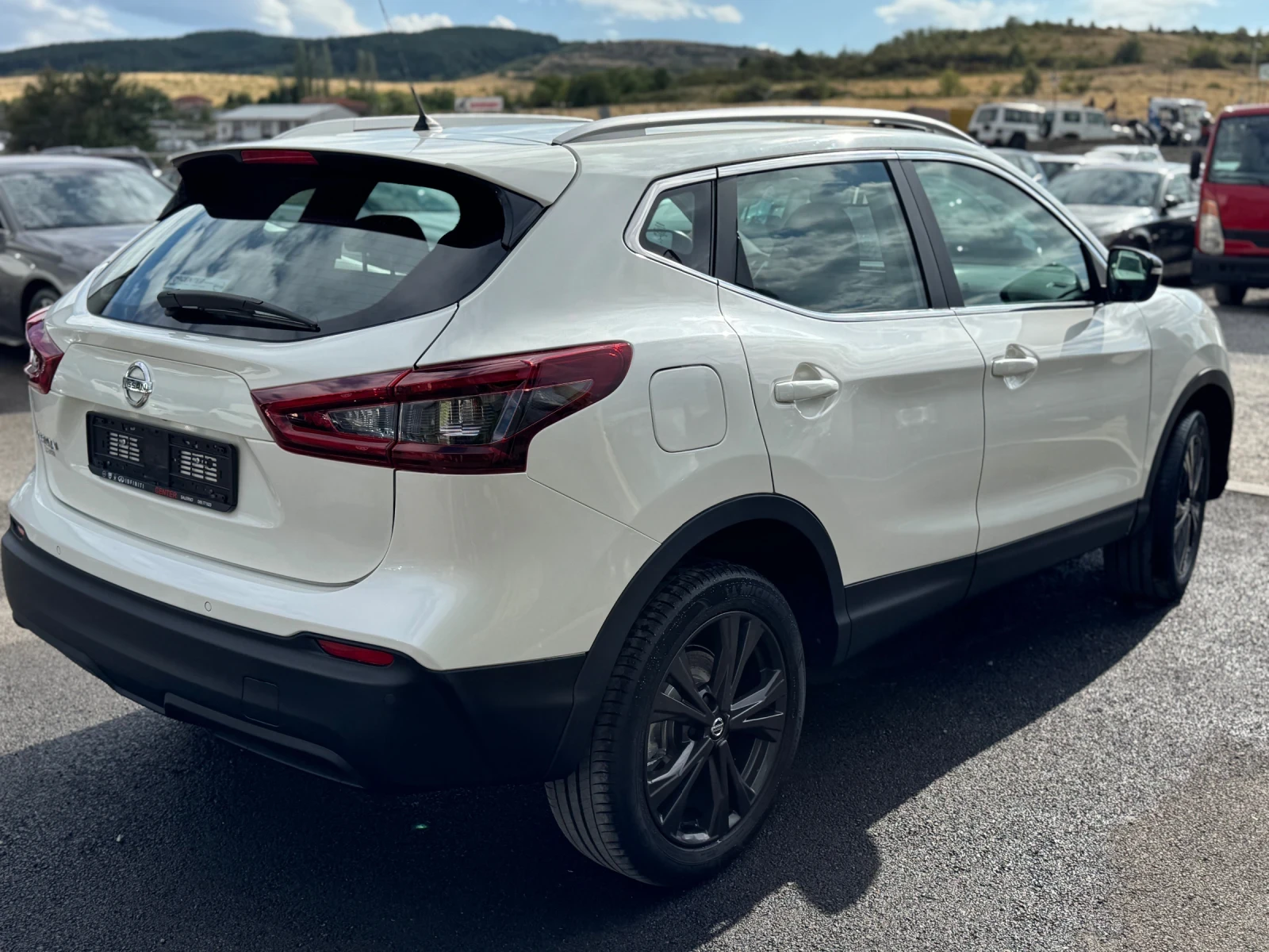 Nissan Qashqai 1.3i 90000km - изображение 5