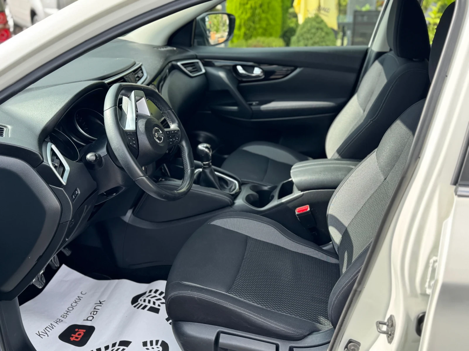 Nissan Qashqai 1.3i 90000km - изображение 6