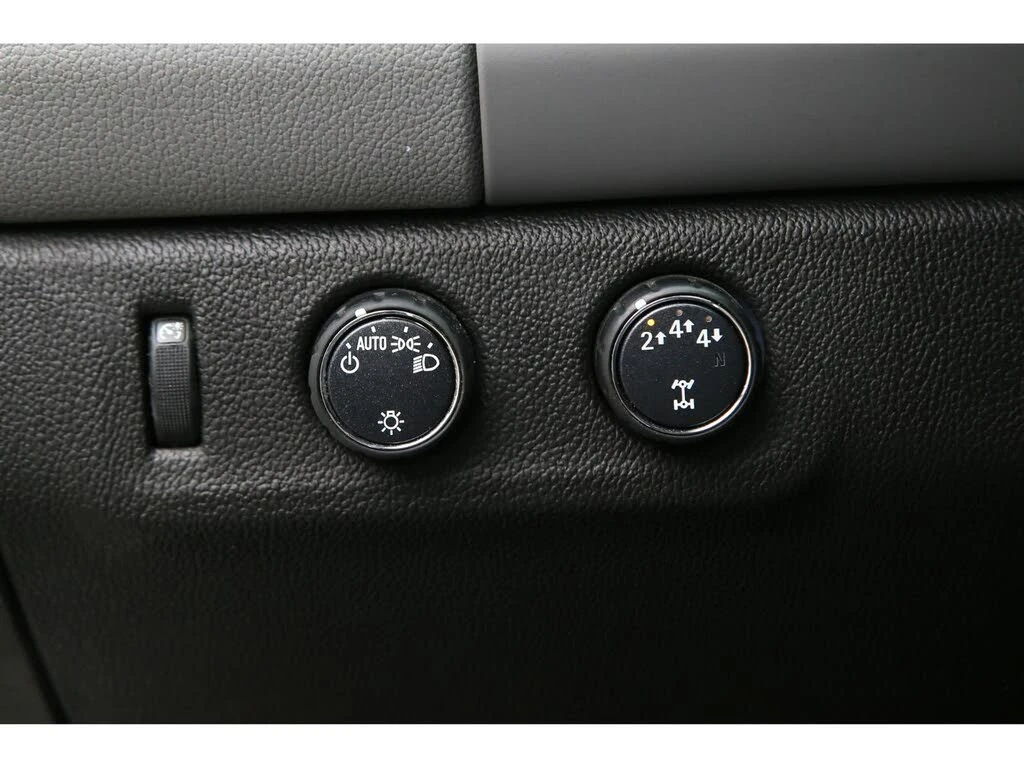 Chevrolet Colorado WORK TRUCK * 4WD* A* (  ) | Mobile.bg   17