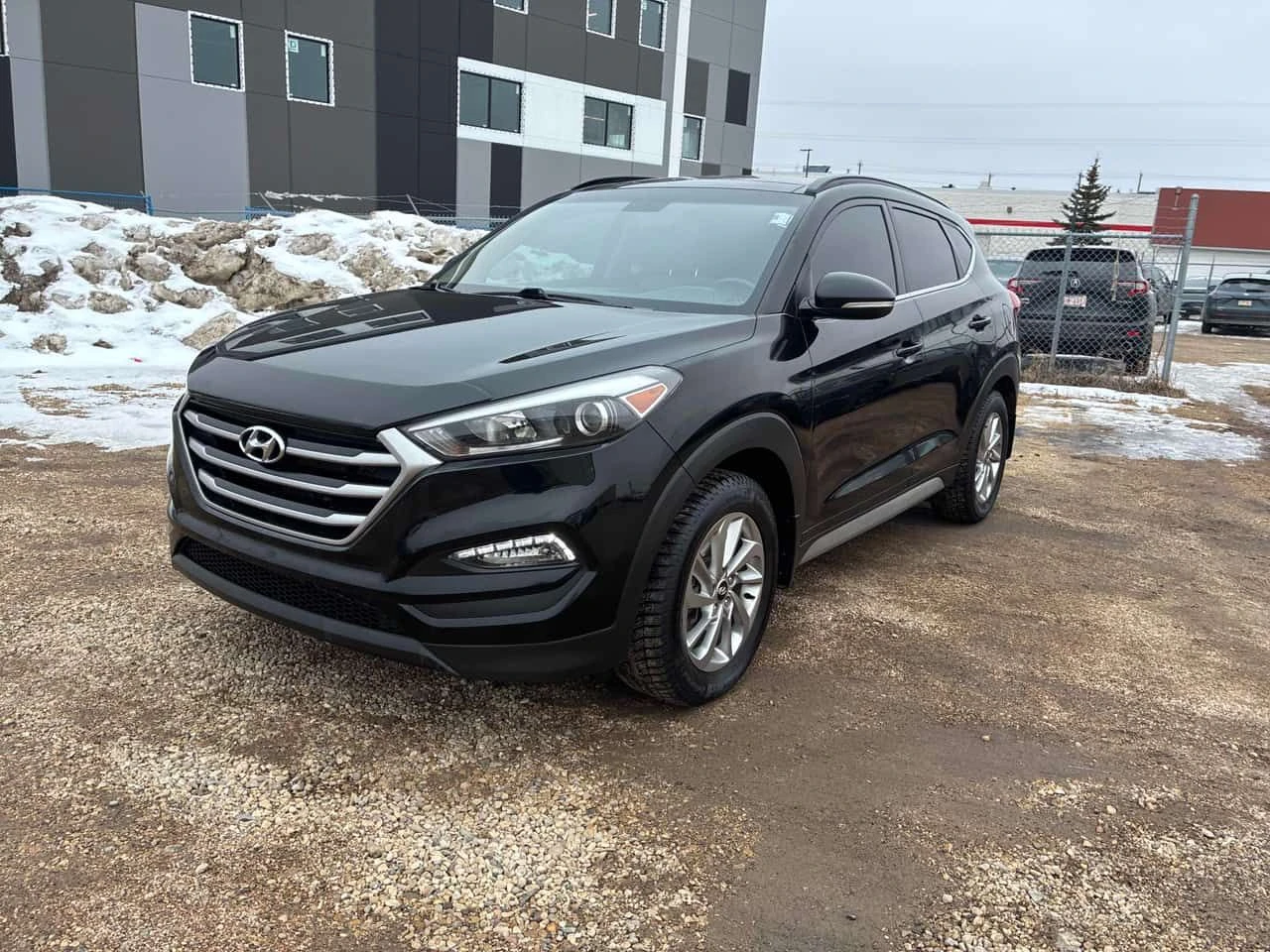 Hyundai Tucson * Luxury * ПОДГРЕВ * ОТ ПРЕДСТАВИТЕЛСТВО