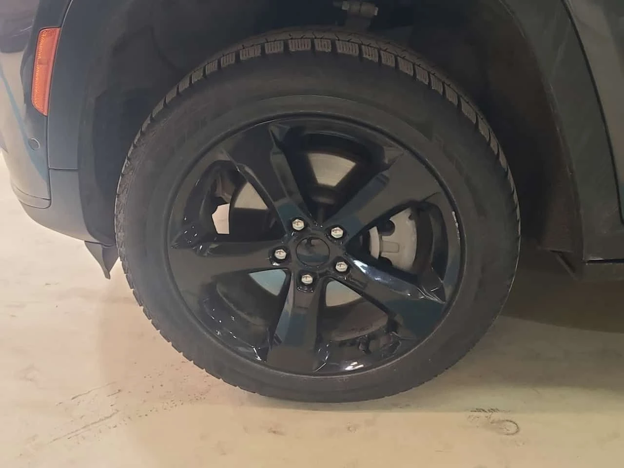 Jeep Grand cherokee LIMITED| ОБДУХВАНЕ| 360 КАМЕРИ| ПАНОРАМА| 2 КЛЮЧА|, снимка 5 - Автомобили и джипове - 54111683