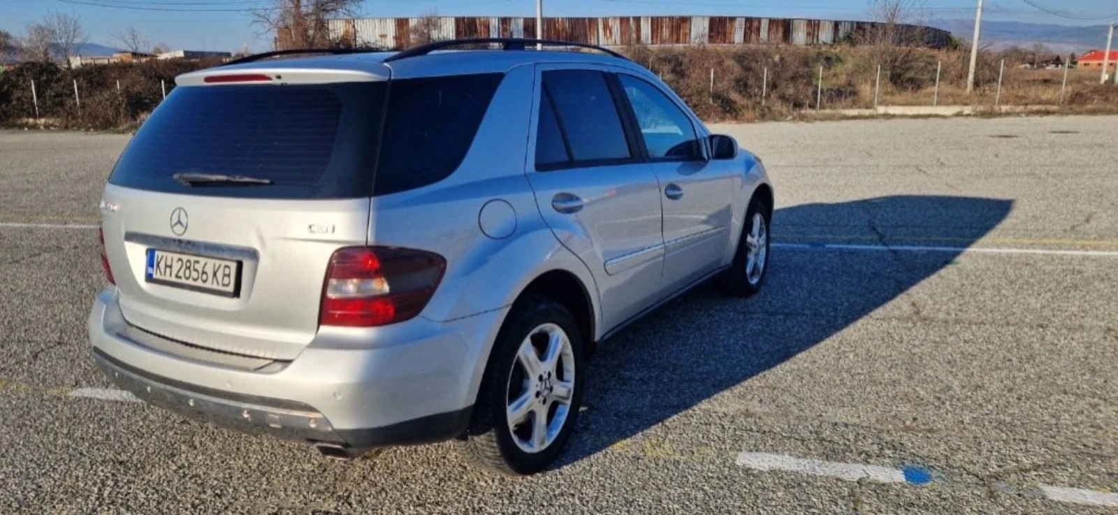 Mercedes-Benz ML 320, снимка 3 - Автомобили и джипове - 54240141
