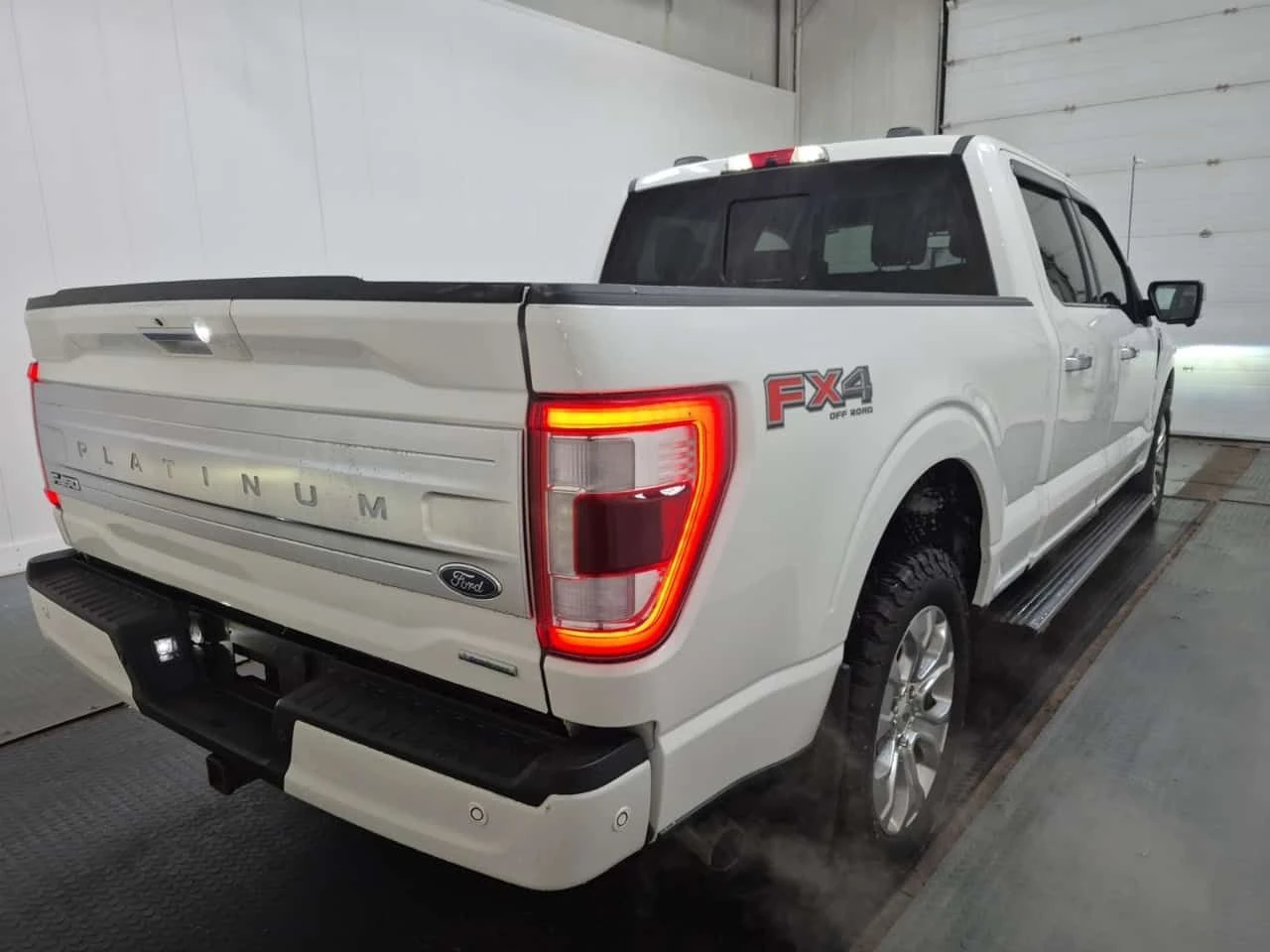 Ford F150 * PLATINUM CREW CAB STD BED * CARFAX * ПОДГРЕВИ, снимка 11 - Автомобили и джипове - 54596923