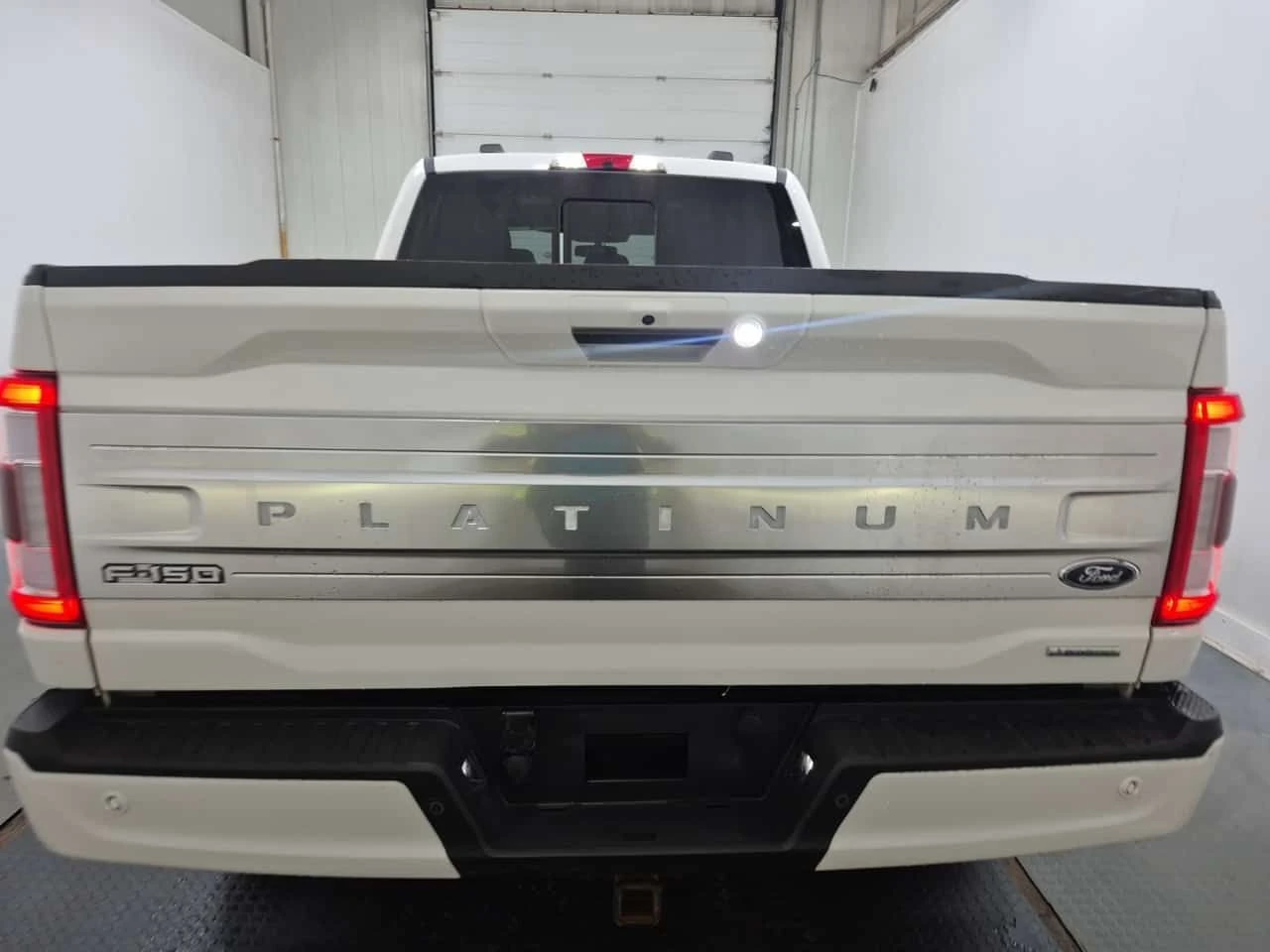 Ford F150 * PLATINUM CREW CAB STD BED * CARFAX * ПОДГРЕВИ, снимка 9 - Автомобили и джипове - 54596923