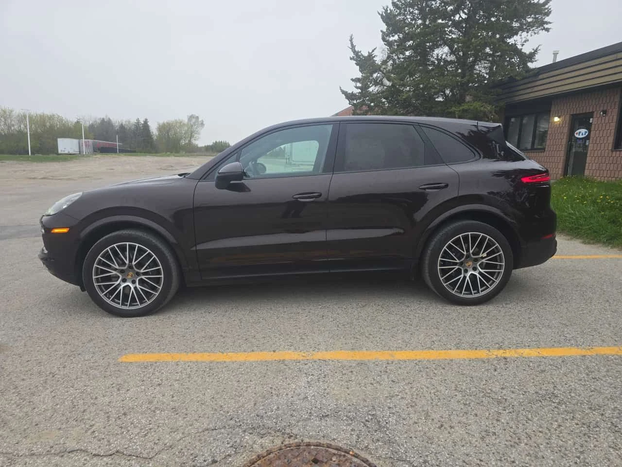 Porsche Cayenne * AWD * CARFAX * ПОДГРЕВИ * ПАНО * KEYLESS * , снимка 2 - Автомобили и джипове - 54618298