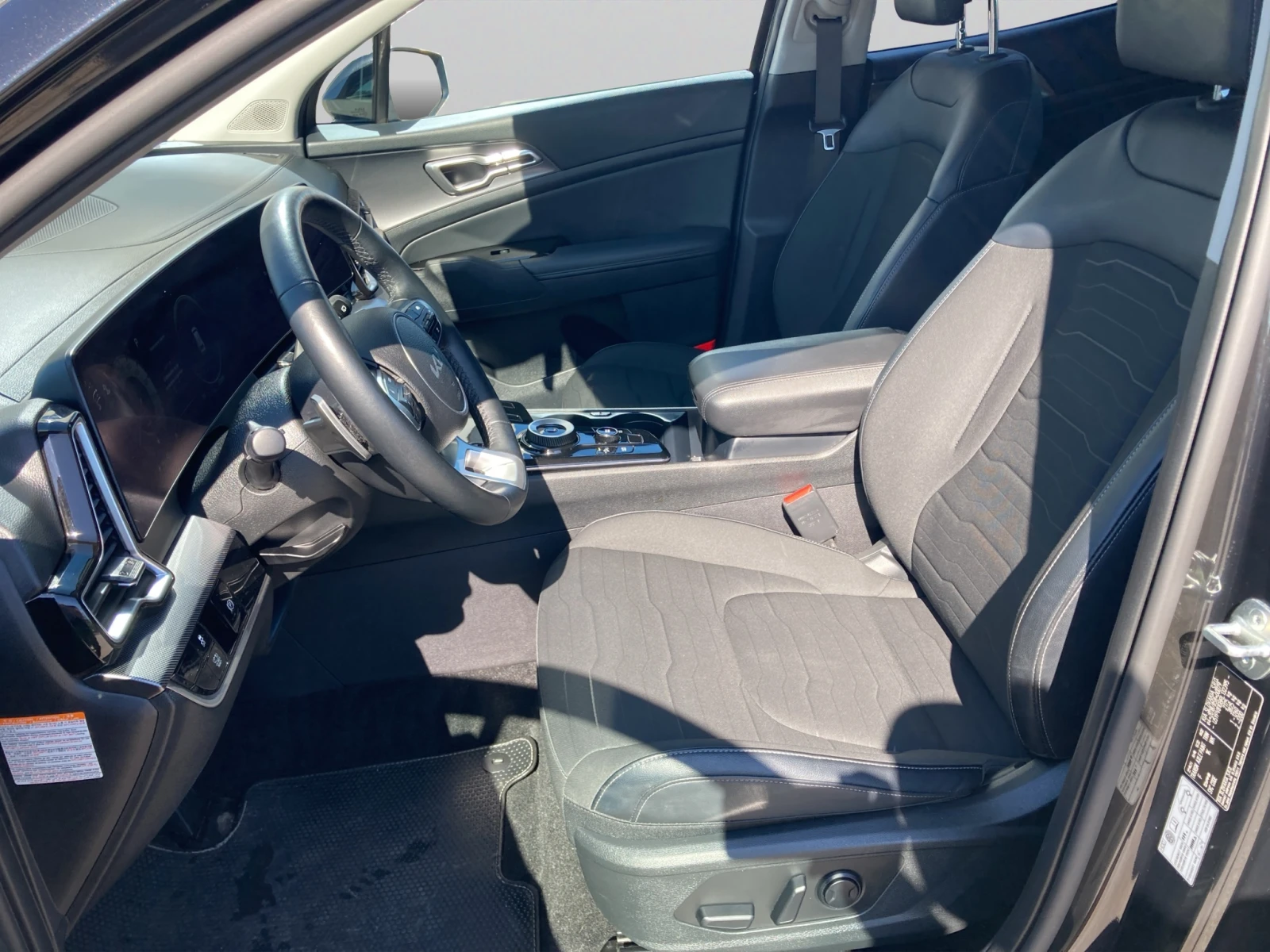 Kia Sportage Design 1.6T-GDI HEV 230hp, снимка 10 - Автомобили и джипове - 54697958