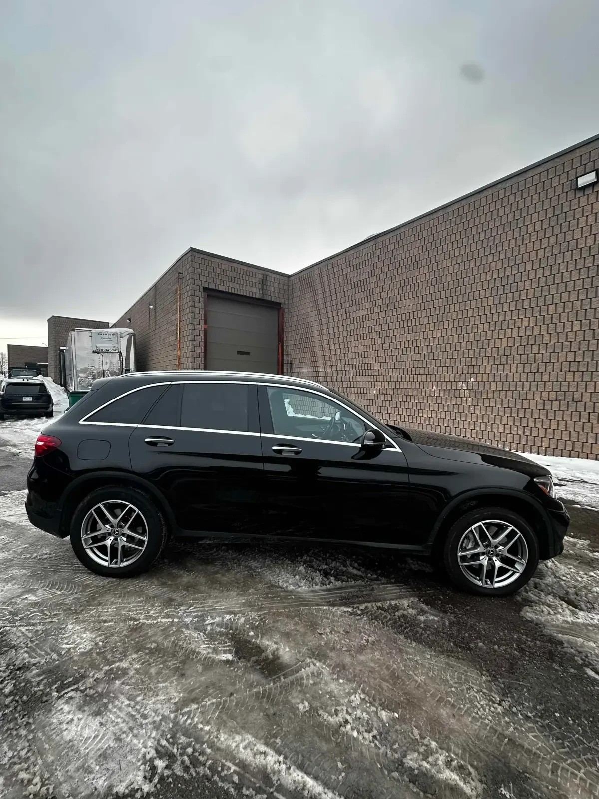 Mercedes-Benz GLC 300 * CARFAX * БЕЗ ПЪРВОНАЧАЛНА ВНОСКА, снимка 11 - Автомобили и джипове - 54993218