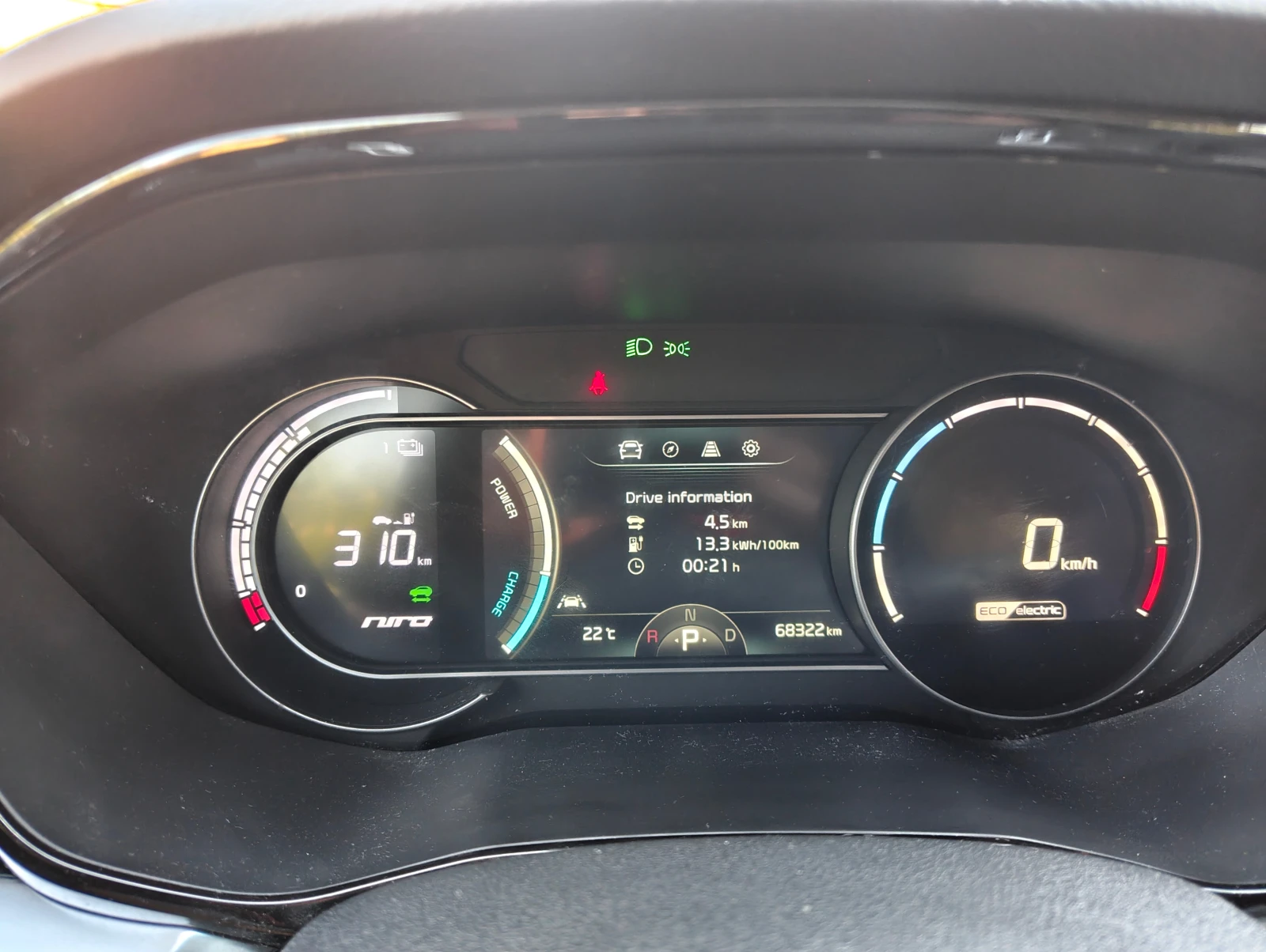 Kia Niro 65KWh* SOH 100%* EXECUTIVE LINE* LED* , снимка 9 - Автомобили и джипове - 55674476