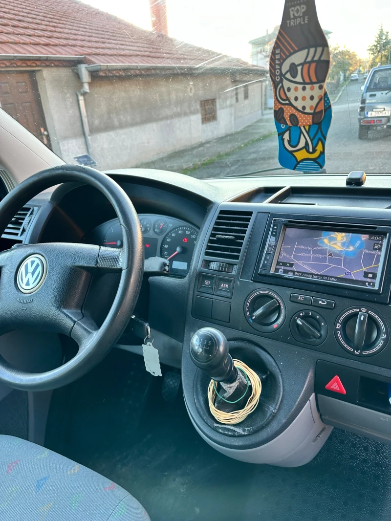 VW Transporter Дълга база, снимка 2 - Бусове и автобуси - 52516129