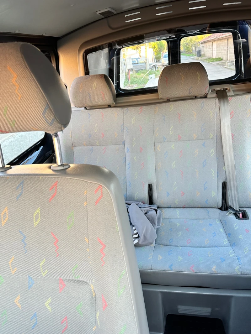 VW Transporter Дълга база, снимка 10 - Бусове и автобуси - 52973287