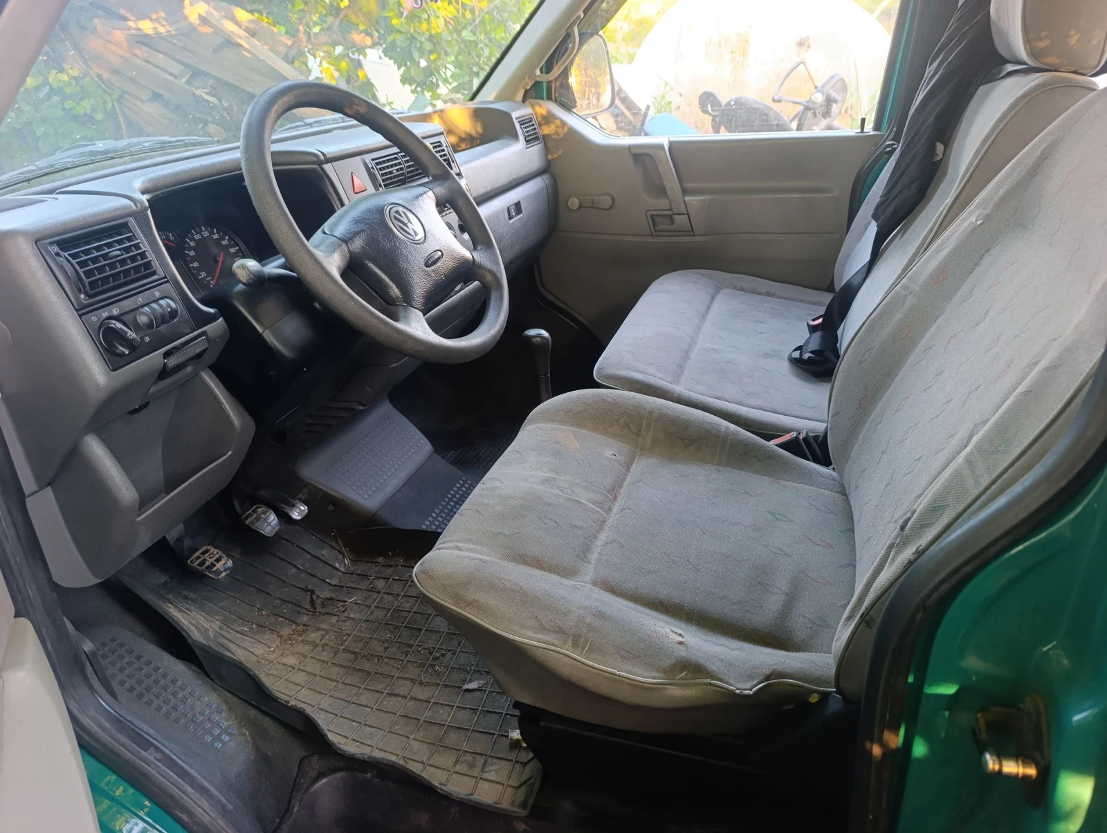 VW T4, снимка 3 - Бусове и автобуси - 55046091