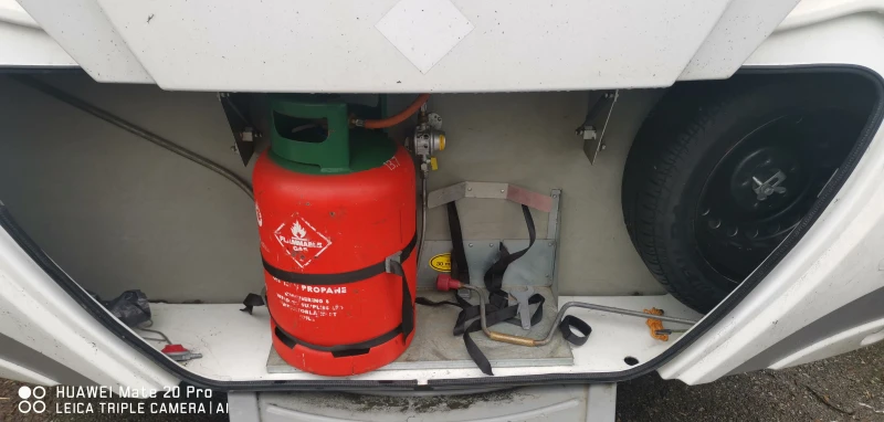 Каравана Dethleffs Camper, снимка 7 - Каравани и кемпери - 53489411