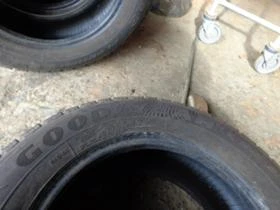 Гуми Зимни 215/65R16, снимка 10