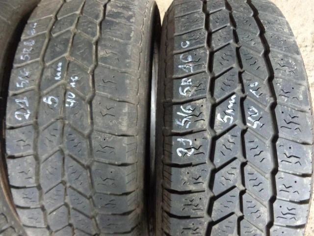 Гуми Зимни 215/65R16, снимка 3 - Гуми и джанти - 18332943