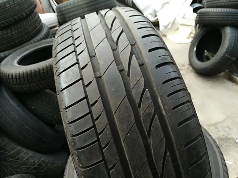 Гуми Летни 225/55R17, снимка 2 - Гуми и джанти - 21807528