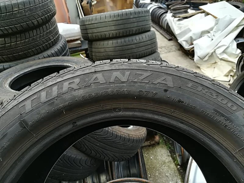 Гуми Летни 225/55R17, снимка 4 - Гуми и джанти - 21807528