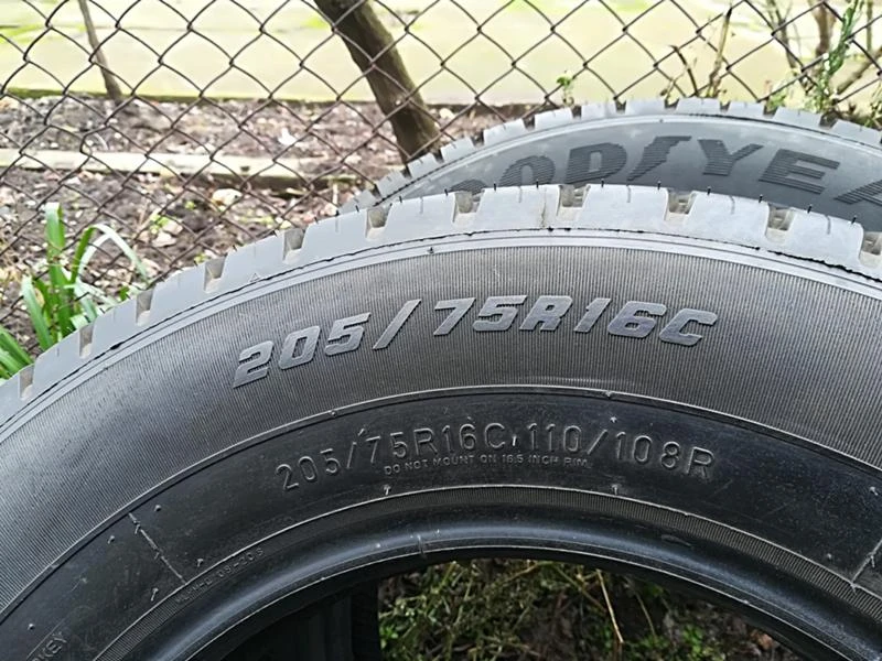 Гуми Летни 205/75R16, снимка 7 - Гуми и джанти - 24123509