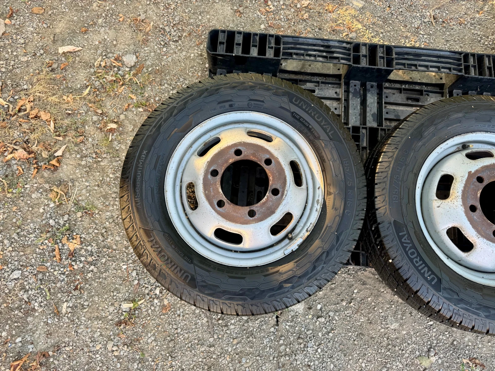 Гуми с джанти Uniroyal 195/75R16, снимка 8 - Гуми и джанти - 56210749