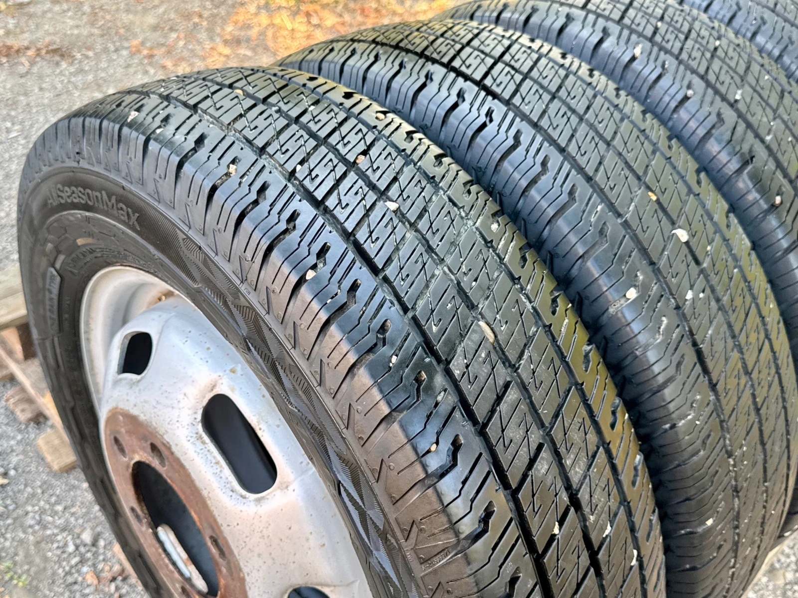 Гуми с джанти Uniroyal 195/75R16, снимка 12 - Гуми и джанти - 56210749