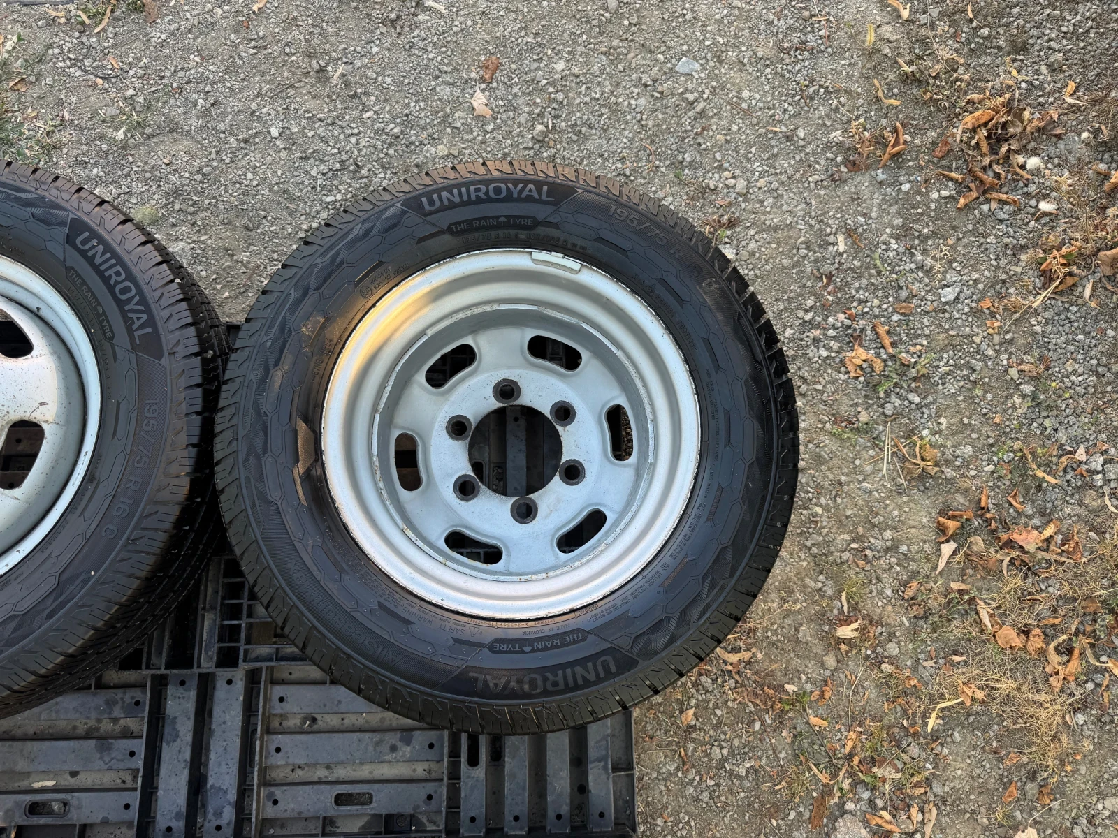 Гуми с джанти Uniroyal 195/75R16, снимка 11 - Гуми и джанти - 56210749
