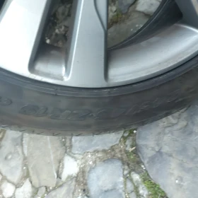 Гуми с джанти Pirelli 245/45R19, снимка 6 - Гуми и джанти - 49365793