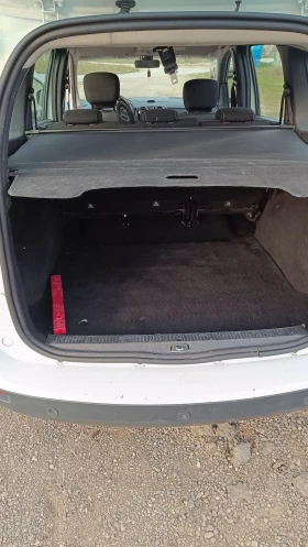 Dacia Lodgy 1.6 Бензин Газ, снимка 9