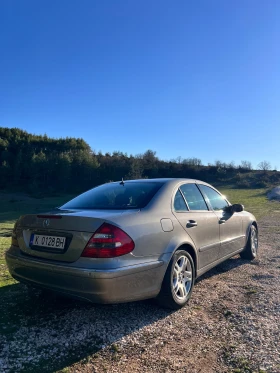 Mercedes-Benz E 220, снимка 3