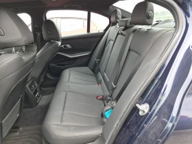BMW 330 i xDrive, снимка 11