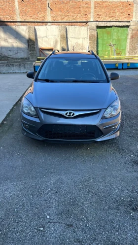 Hyundai I30 1.6 CRDI, снимка 3 - Автомобили и джипове - 45502808